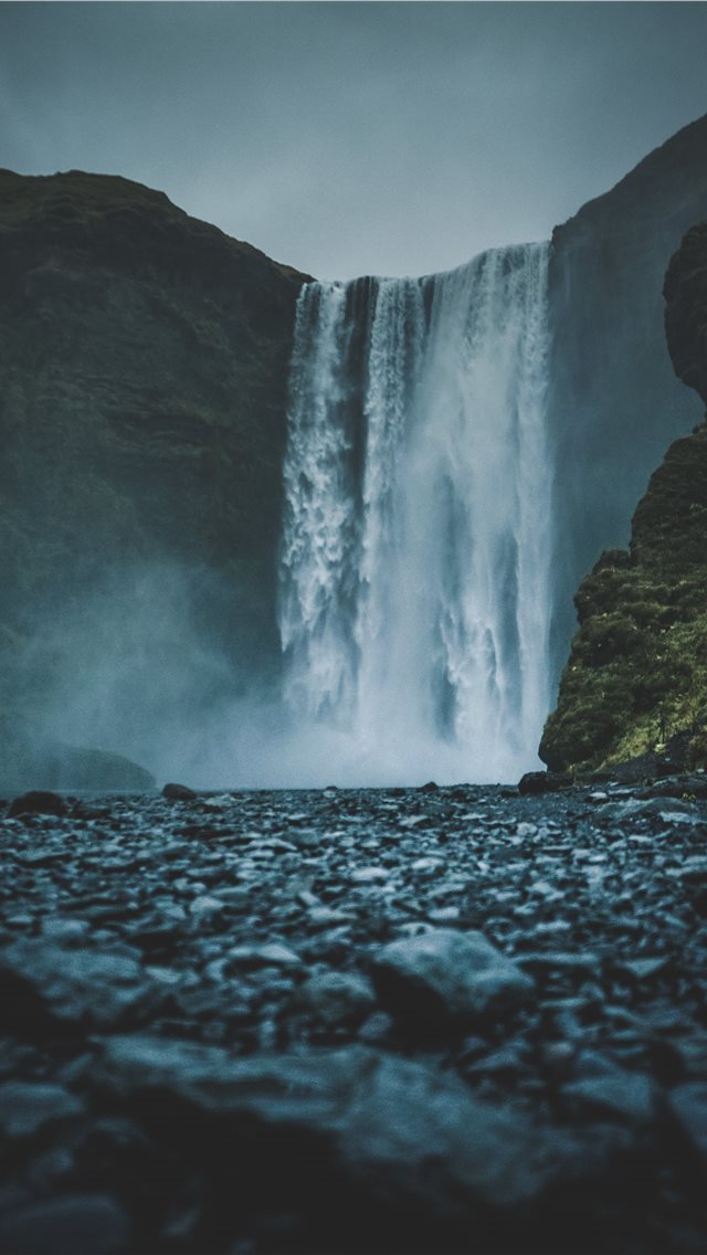 640x1136 Skogafoss Falls - waterfall iPhone Wallpaper