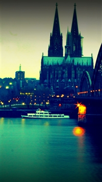 Koln Bridge 2 wallpaper
