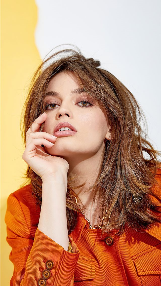 640x1136 emma mackey wwd photoshoot - photoshoot iPhone Wallpaper