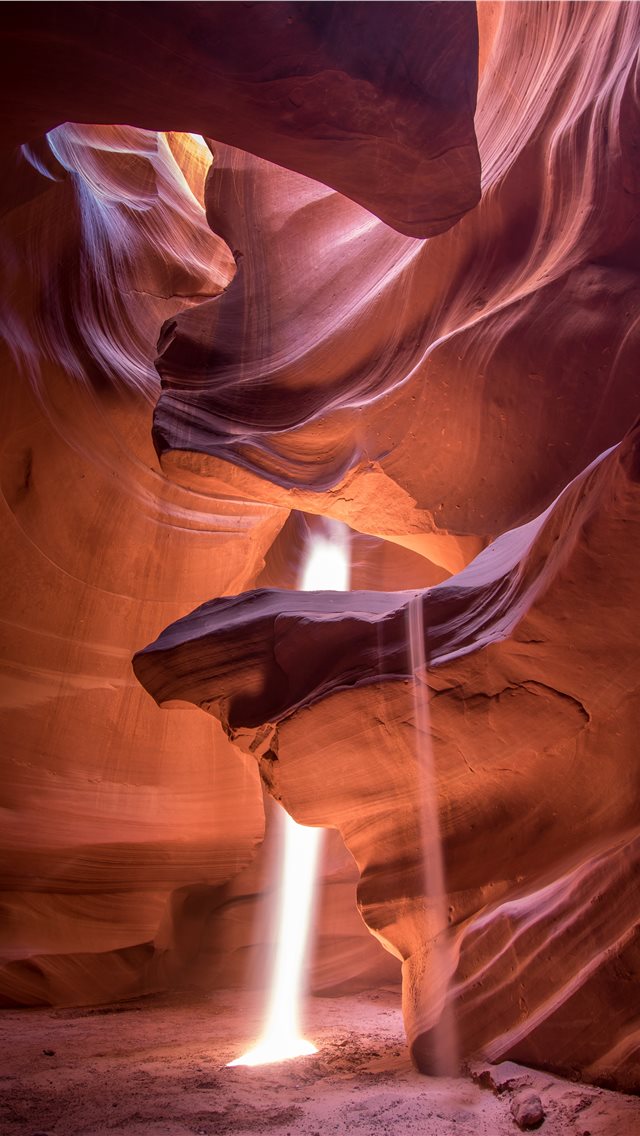 Antelope Canyon iPhone wallpaper 