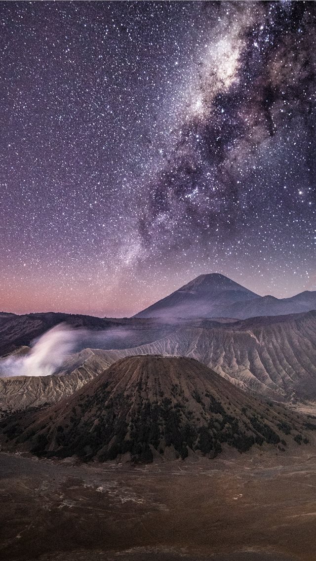 640x1136 brown volcano under grey sky - indonesia iPhone Wallpaper
