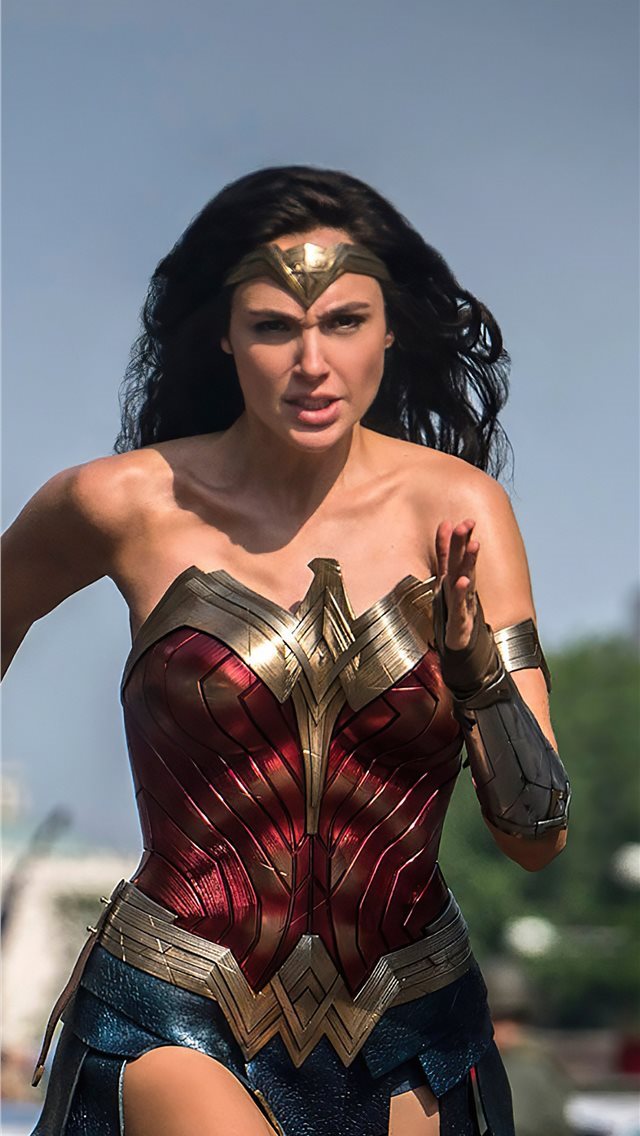 640x1136 wonder woman 1984 2020 - gal gadot iPhone Wallpaper