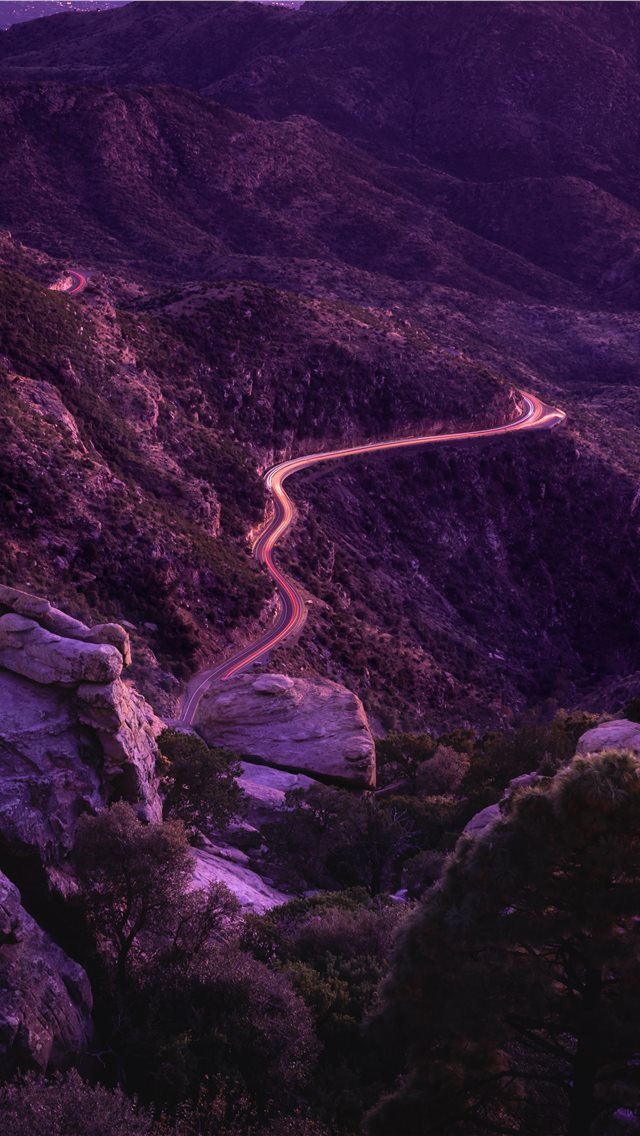 640x1136 road on mountain ridge - united states iPhone Wallpaper