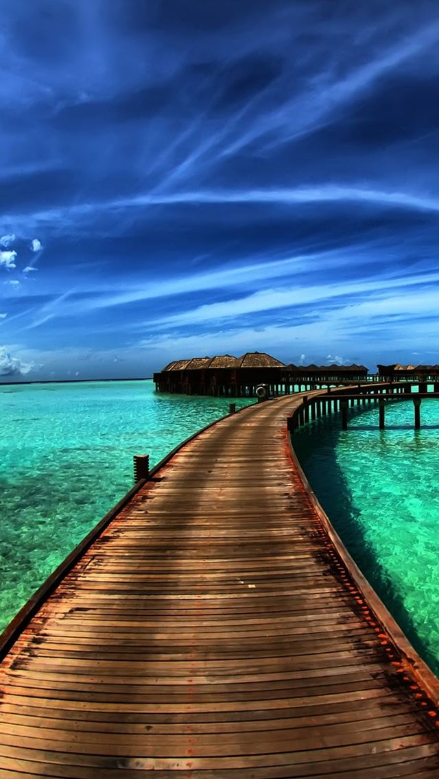 640x1136 Amazing Sea Resort -  iPhone Wallpaper