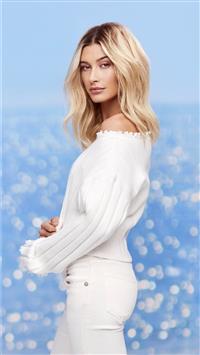 hailey bieber wallpaper