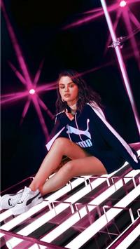 selena gomez 2020 puma wallpaper