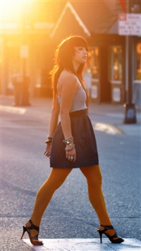 Girl crossing the street wallpaper