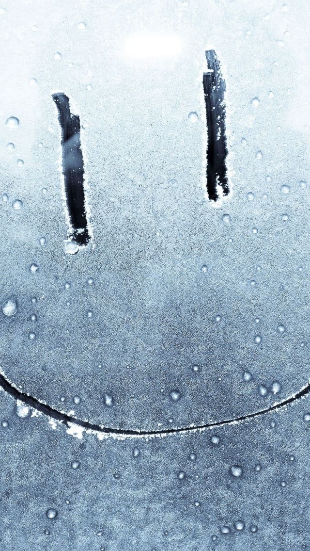 640x1136 Smiley Face On A Frozen Window - frozen iPhone Wallpaper
