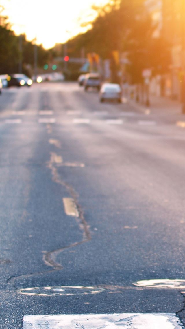 640x1136 The sun drenched road - road iPhone Wallpaper