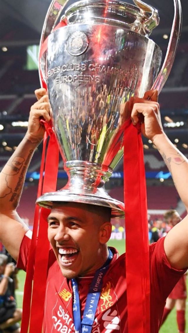 640x1136 Roberto Firmino Champions League Trophy HD - egypt iPhone Wallpaper