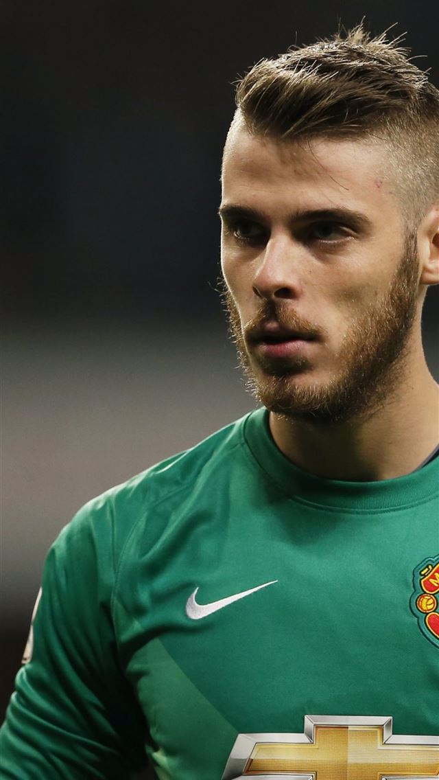 640x1136 David De Gea Footballer Goal Keeper - spain iPhone Wallpaper