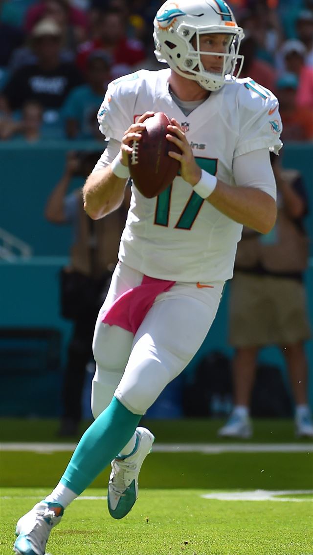 640x1136 Latest On Dolphins QB Ryan Tannehill - colin kaepernick iPhone Wallpaper