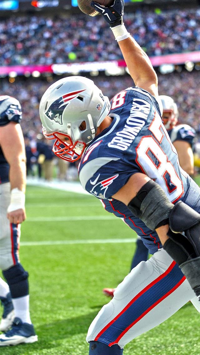 640x1136 Rob Gronkowski Gronk spike - rob gronkowski iPhone Wallpaper
