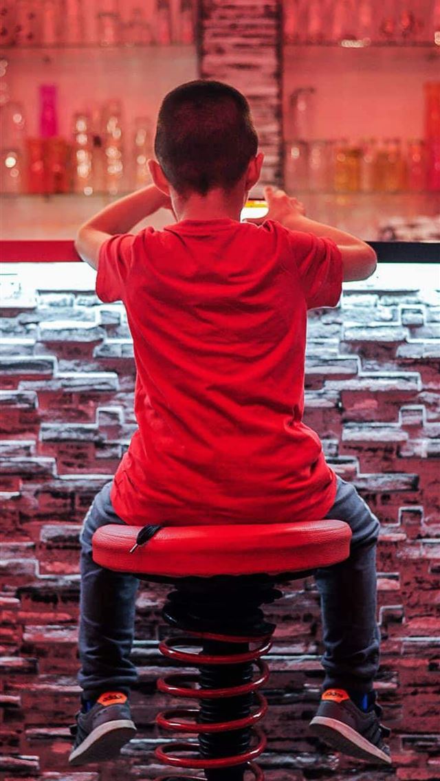 640x1136  photo 2019 01 19T22 02 30 00 00 weekly - germany iPhone Wallpaper