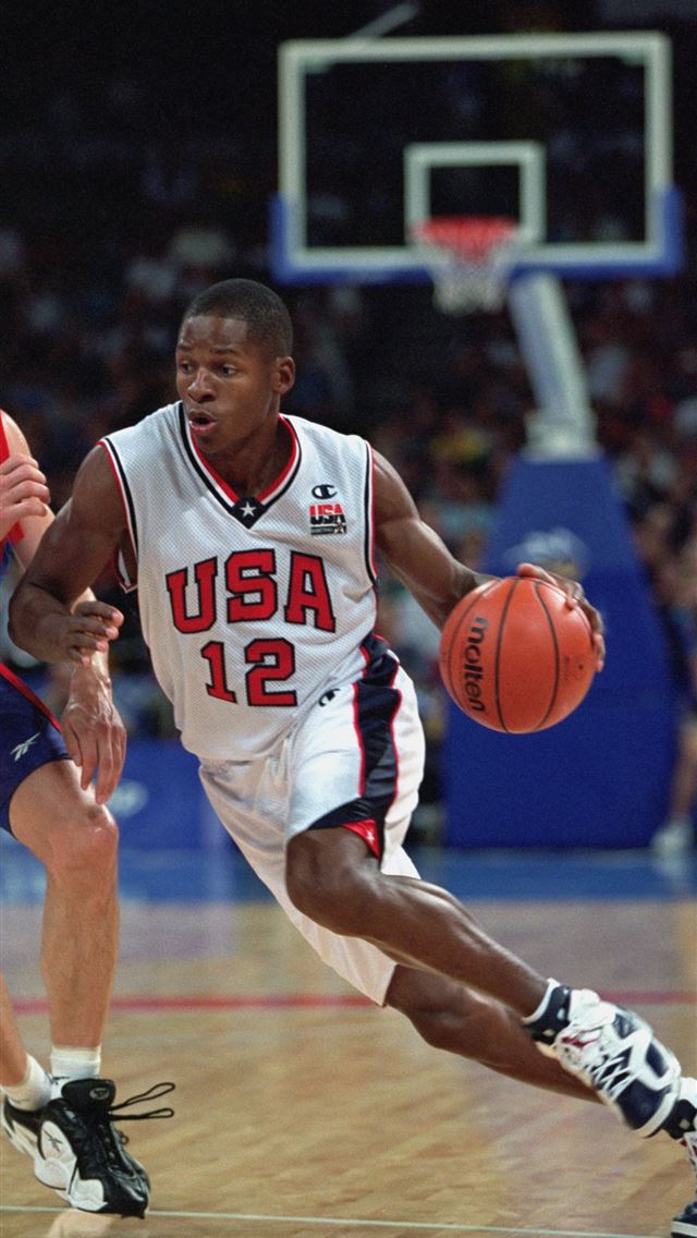 640x1136 Bucks Represent For USA Basketball - basketball celebrity iPhone Wallpaper
