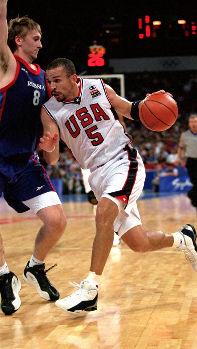 640x1136 Bucks Represent For USA Basketball - yi jianlian iPhone Wallpaper