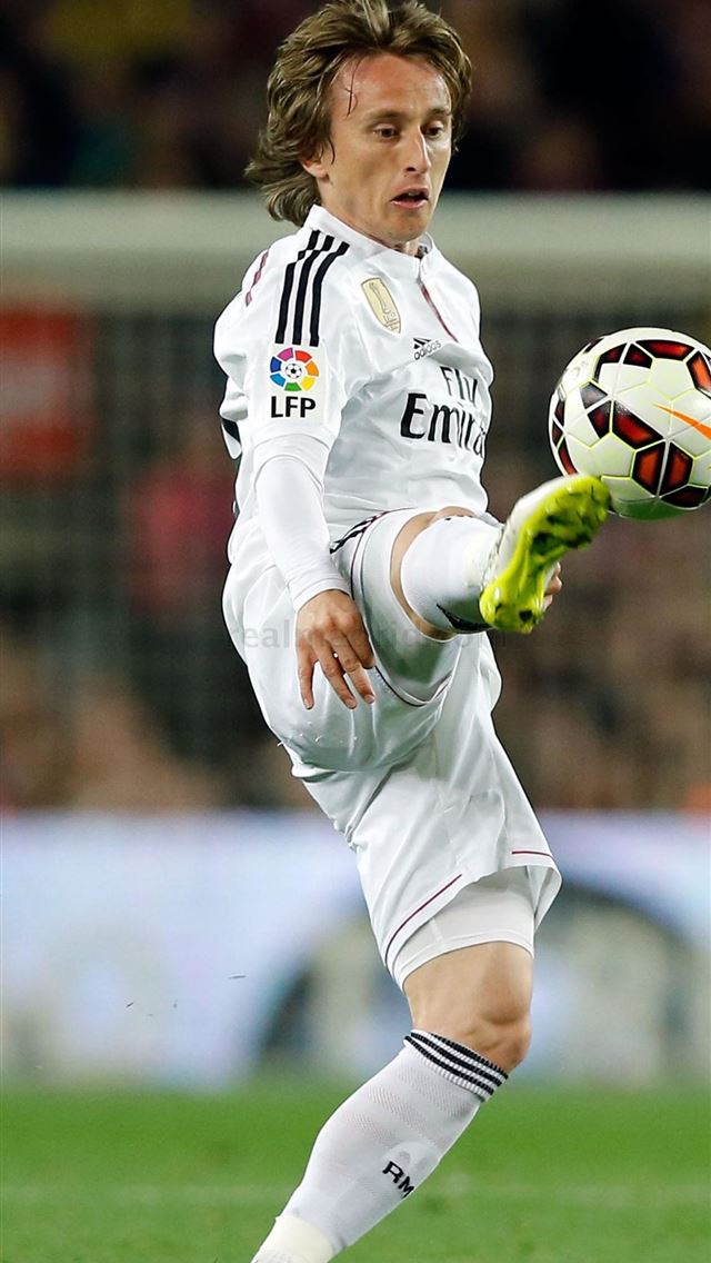 640x1136 Luka Modric - croatia iPhone Wallpaper