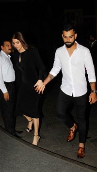 In pics Virat Kohli Anushka Sharma and more at Zah... wallpaper