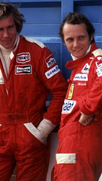 Niki Lauda James Hunt Saves Niki Lauda  wallpaper