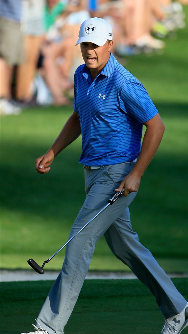 640x1136 Masters Photos Photos from The Masters at Augusta ... - golf celebrity iPhone Wallpaper