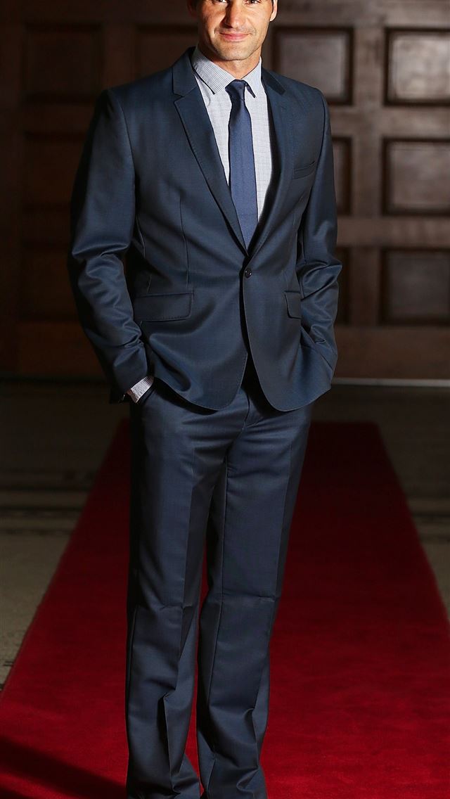 640x1136 Roger Federer's Best Outfits of 2016 - roger federer iPhone Wallpaper
