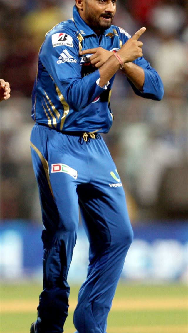 640x1136 IPL 6 Royal Challengers Bangalore Vs Mumbai Indian... - india iPhone Wallpaper