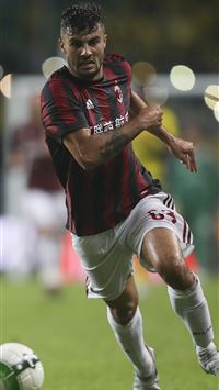 Best Radamel Falcao Iphone Wallpapers Hd Ilikewallpaper