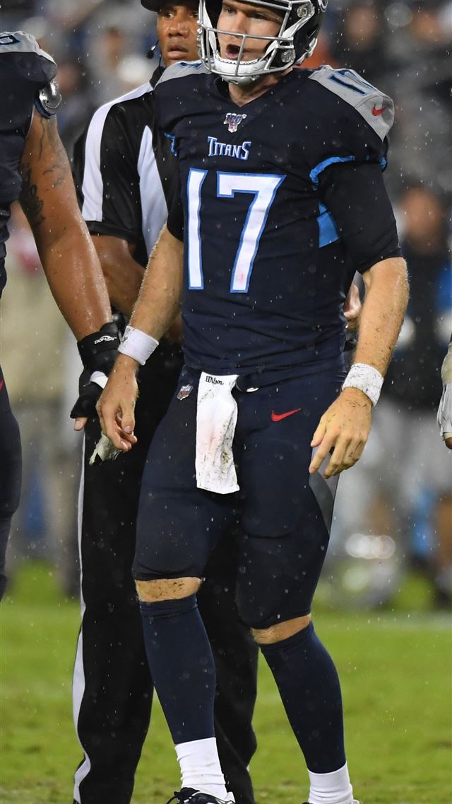 640x1136 Titans Confident They Can Beat Out Patriots For To... - tom brady iPhone Wallpaper