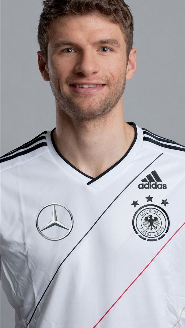 Download Germany National Football Team Muller And Ozil Wallpaper |  Wallpapers.com