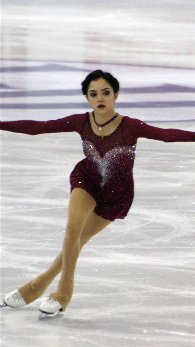 640x1136 97 Evgenia Medvedeva on afari - japan iPhone Wallpaper