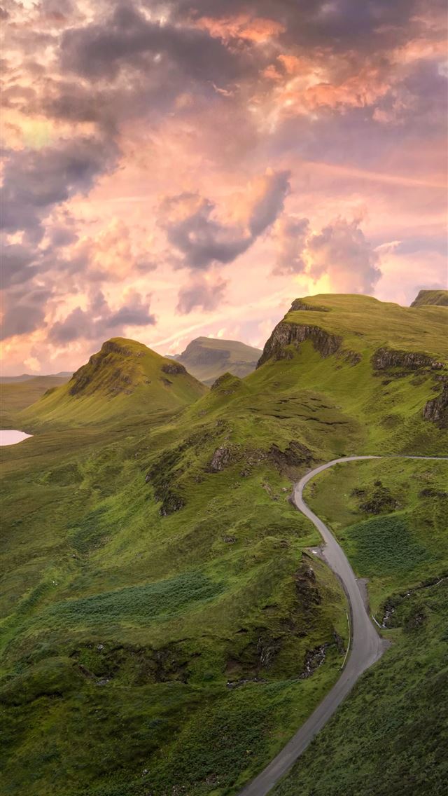 640x1136 road on mountain - portree iPhone Wallpaper