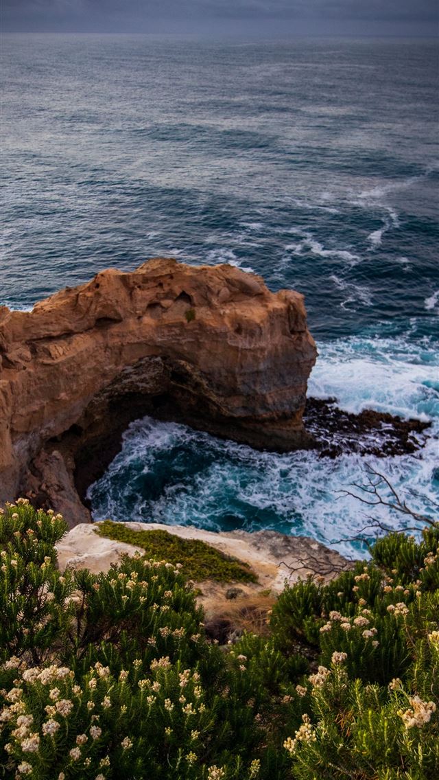 640x1136 ocean wave crashing on rocky island during day - grey iPhone Wallpaper