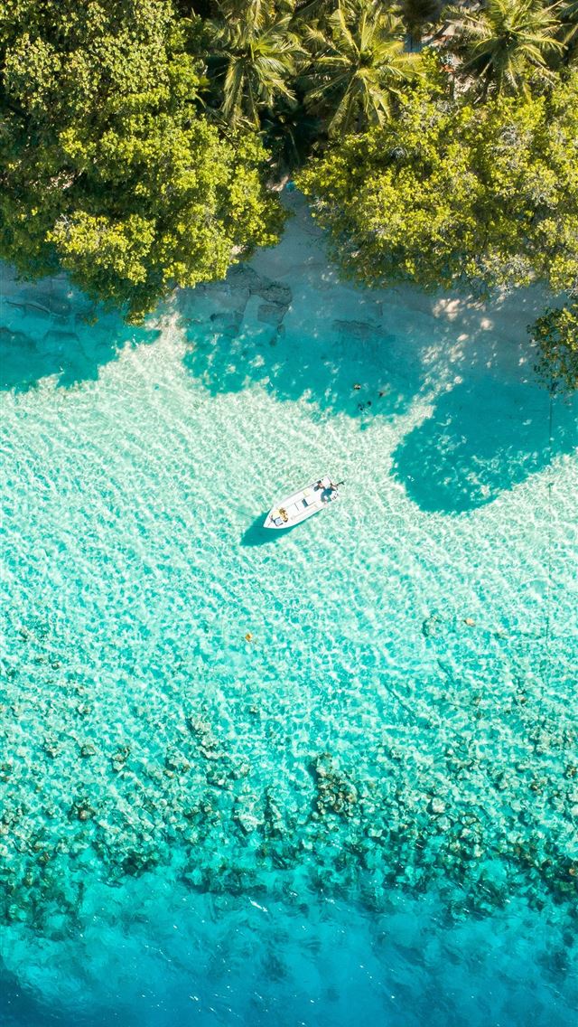boat near shore iPhone wallpaper 