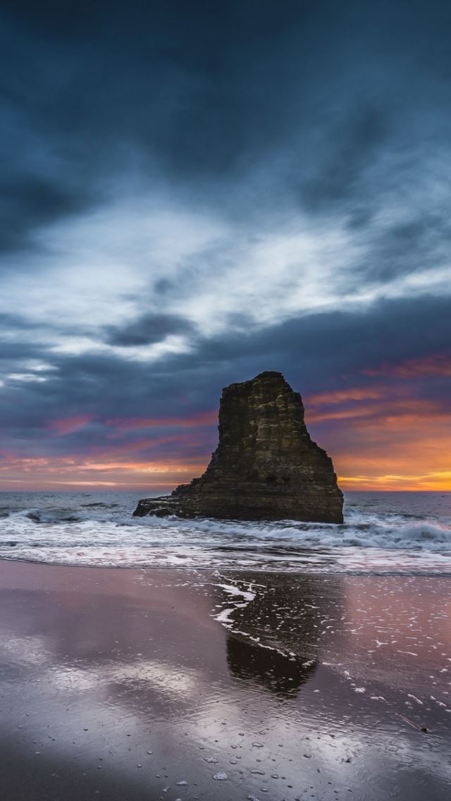 640x1136 Cloudy Ocean Sunset - clean iPhone Wallpaper