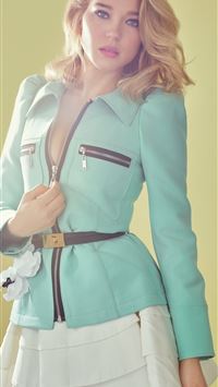 lea seydoux in 2020 wallpaper