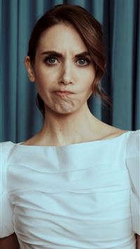 alison brie netflix sundance portraits 4k wallpaper