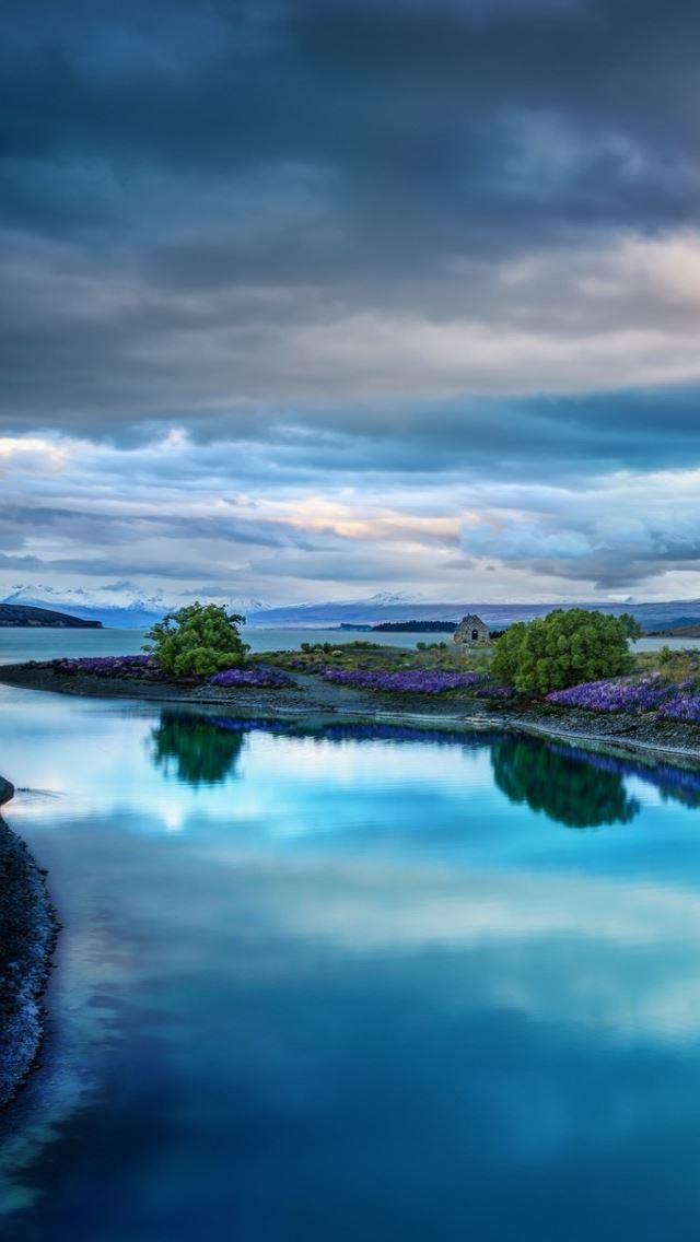 640x1136 Calm Blue Landscape - island iPhone Wallpaper