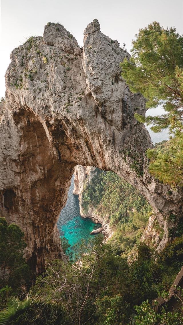640x1136 grey rock formation - italy iPhone Wallpaper