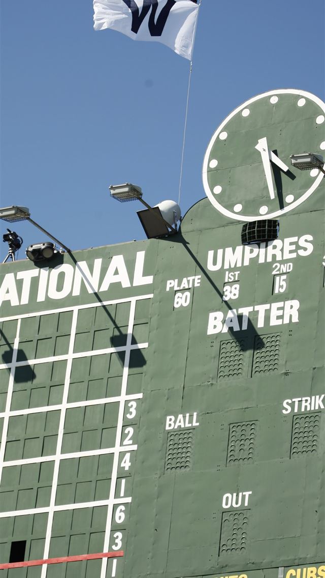 640x1136 The Old Scoreboard Flying the W Flag - trends iPhone Wallpaper