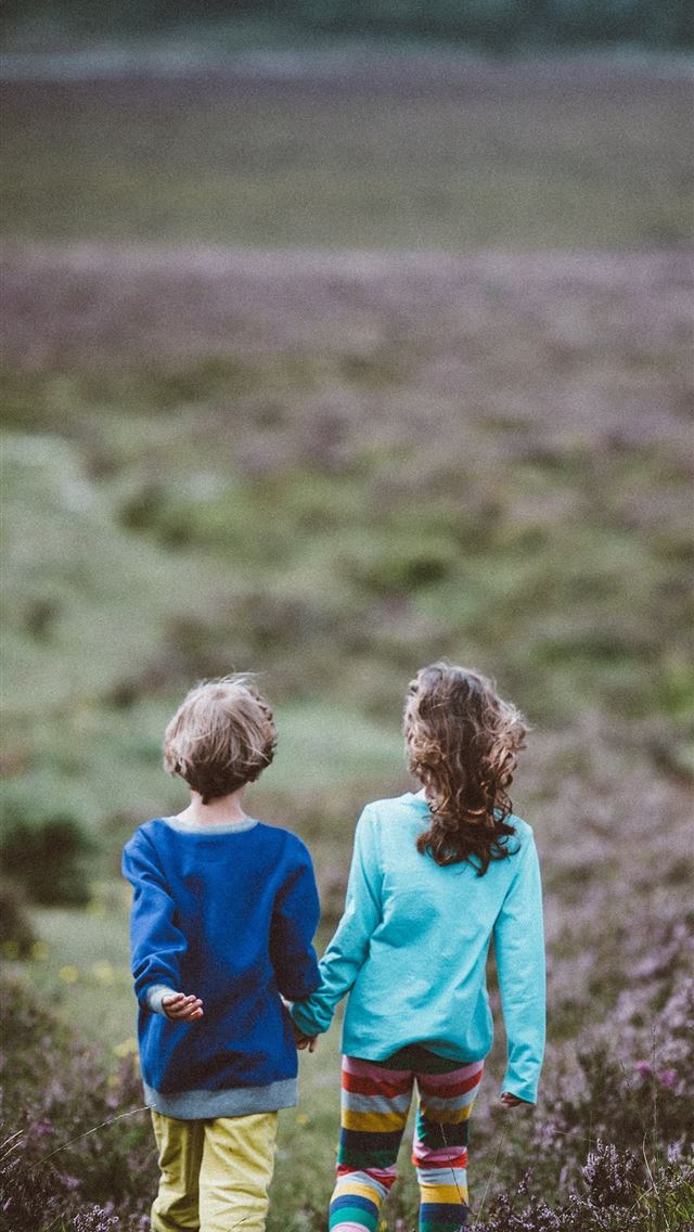 640x1136 children childhood friends and siblings hd and bac... - trends iPhone Wallpaper