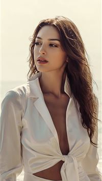 celine farach 5k 2020 wallpaper