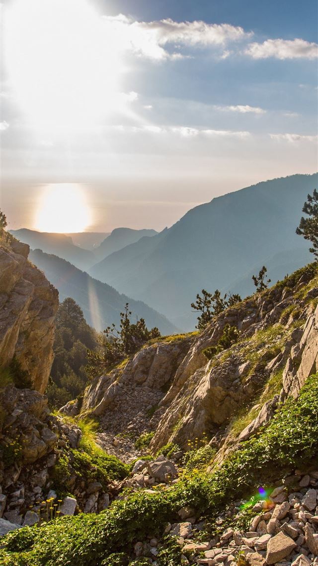 640x1136 Meteora Monasteries - greece iPhone Wallpaper