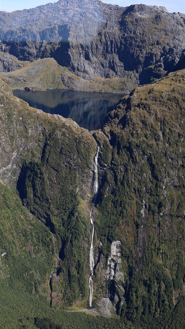 640x1136 Sutherland Falls - 100 most beautiful places to visit iPhone Wallpaper