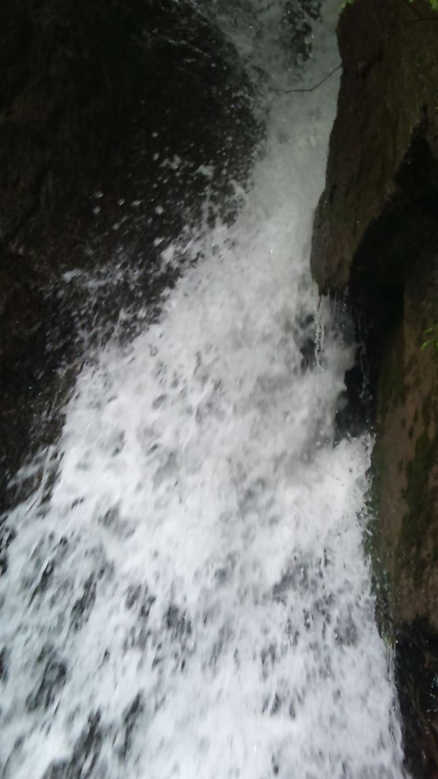 640x1136 Places to Visit near Neelum Valley Pictures of Pat... - pakistan iPhone Wallpaper
