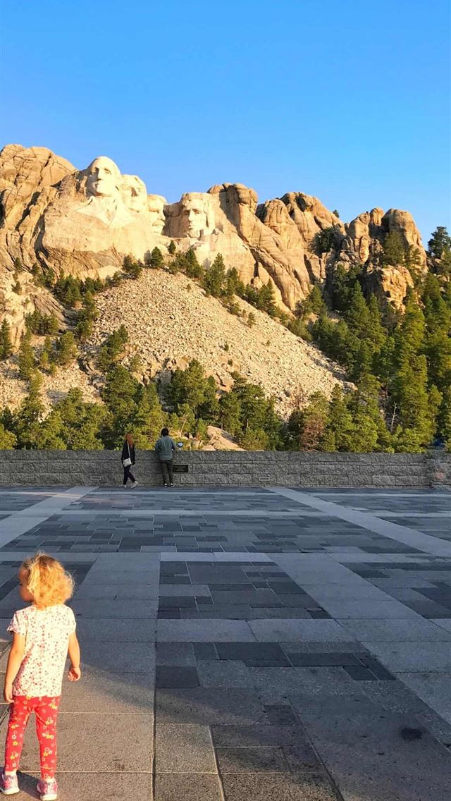 640x1136 Mount Rushmore National Park - south dakota iPhone Wallpaper