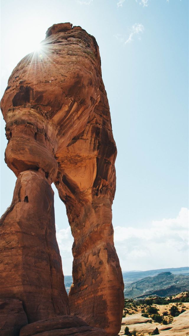 640x1136 Arches National Park - 100 most beautiful places to visit iPhone Wallpaper