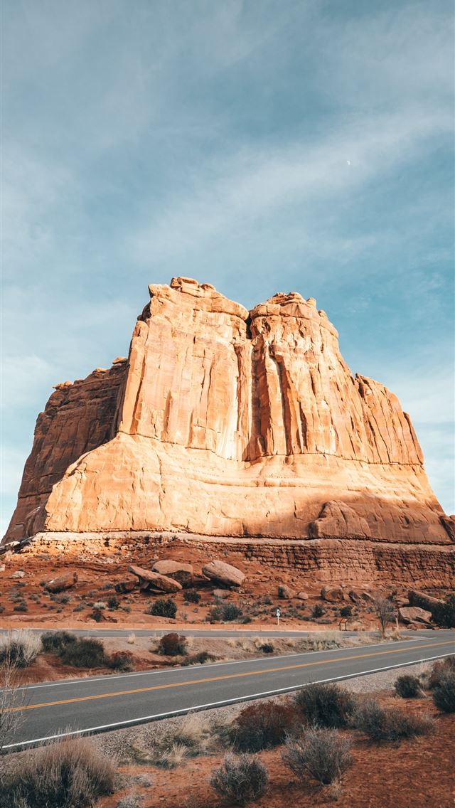 640x1136 Arches National Park - 100 most beautiful places to visit iPhone Wallpaper