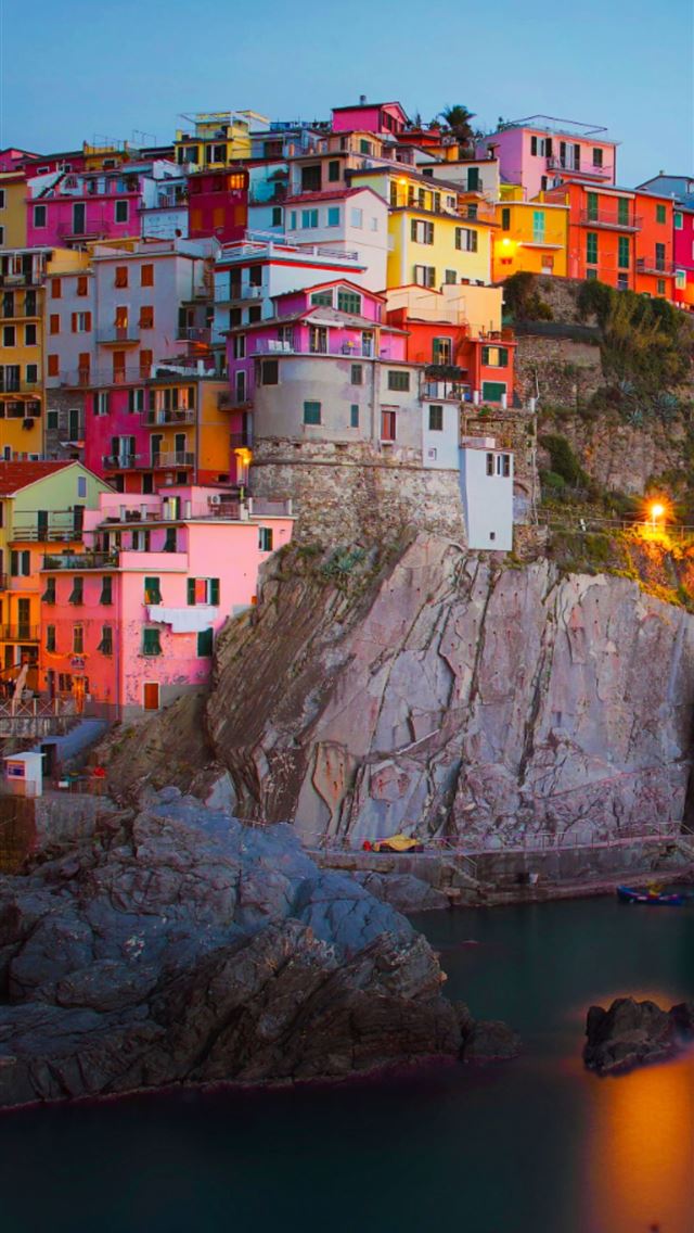 640x1136 Cinque Terre - italy iPhone Wallpaper