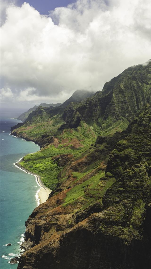 640x1136 For my birthday I took a helicopter flight around ... - hawaii iPhone Wallpaper