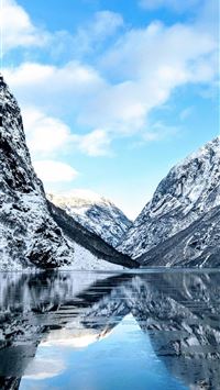 The Himalayas wallpaper